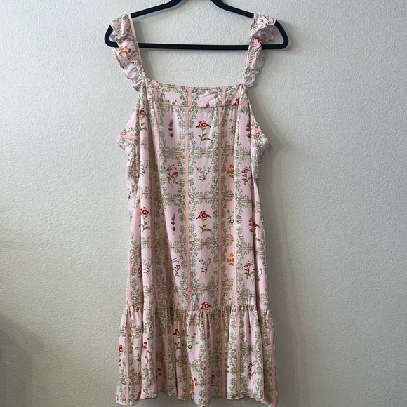 Pink floral drop waist dress with flutter sleeves and pockets. Size 1X EUC - Picture 2 of 9